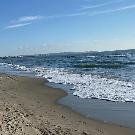 Apartman Lydia's Place By The Golem